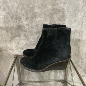 Cole Haan Waterproof Wedge Ankle Booties Women’s 8B Black side Zip